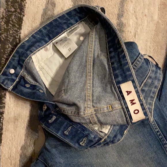 AMO Tomboy Relaxed Jeans - Picture 6 of 13